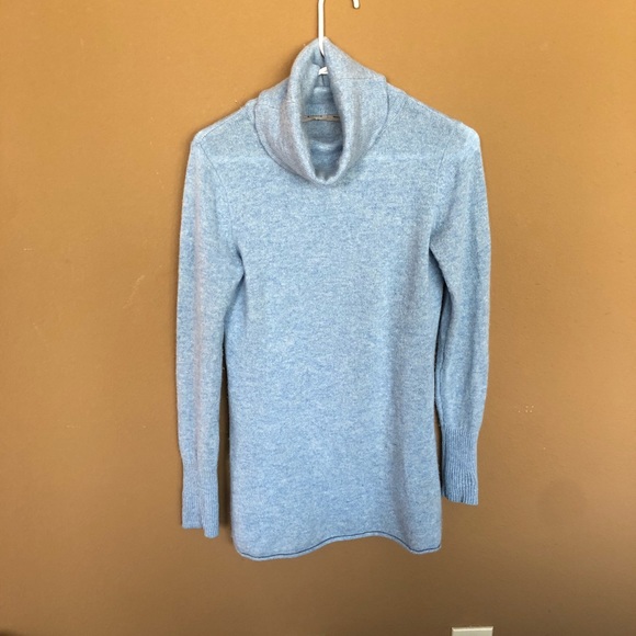 SOLD Cashmere Sweater - Picture 2 of 4